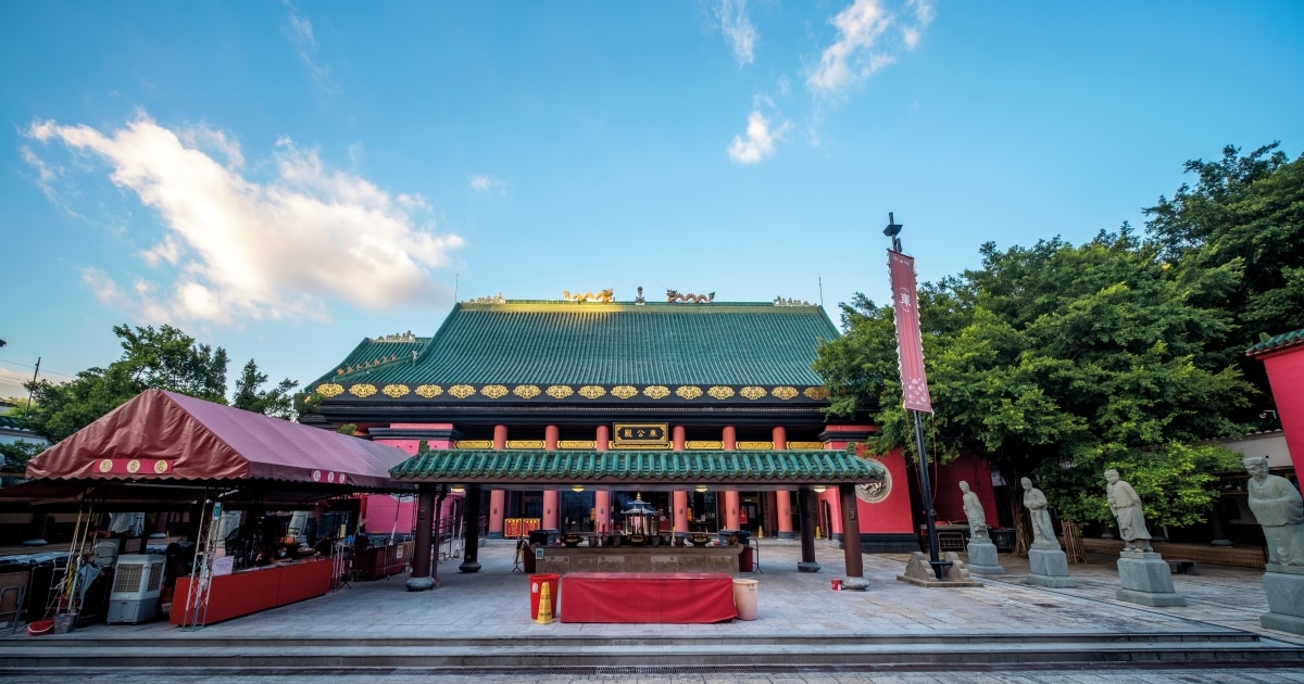 Exterior view of the Che Kung Temple in Sha Tin.