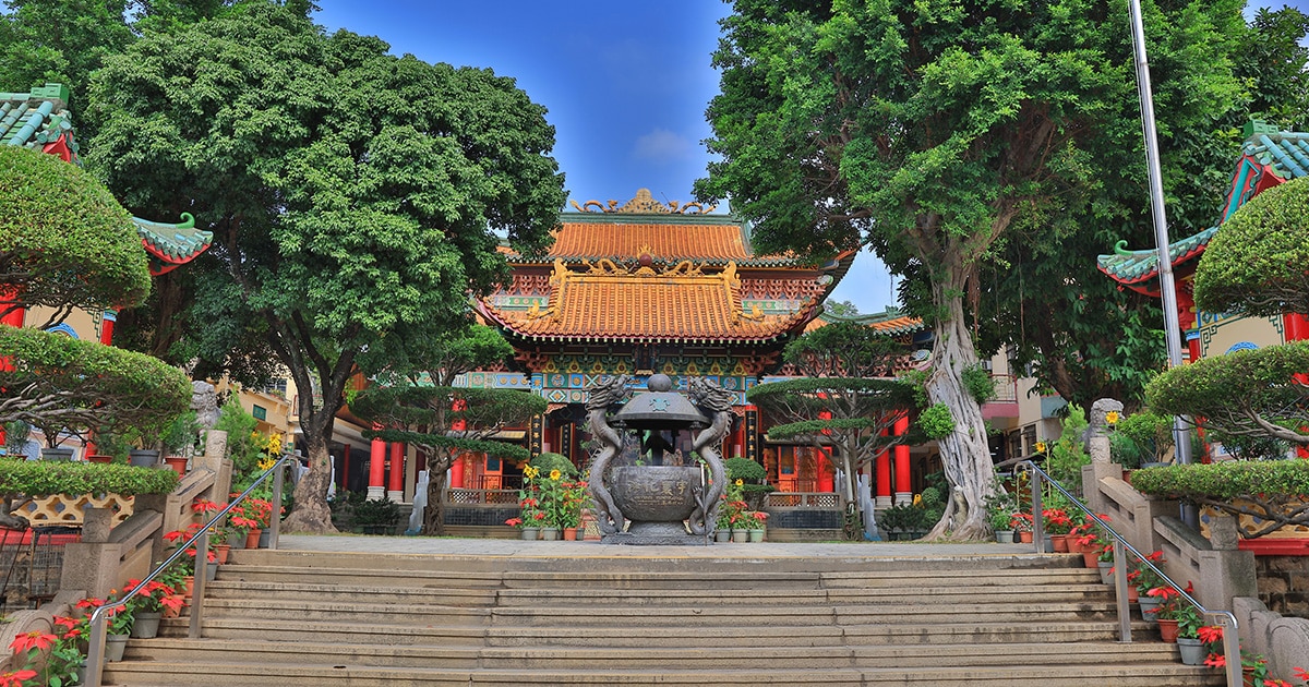 The inside of Ching Chung Koon.